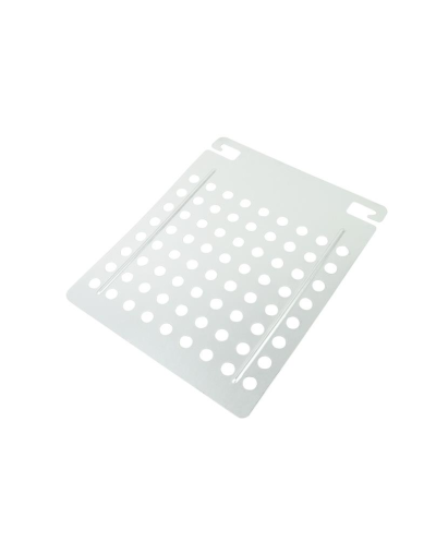 Rejilla metálica adaptable de 24 x 28,5 cm.